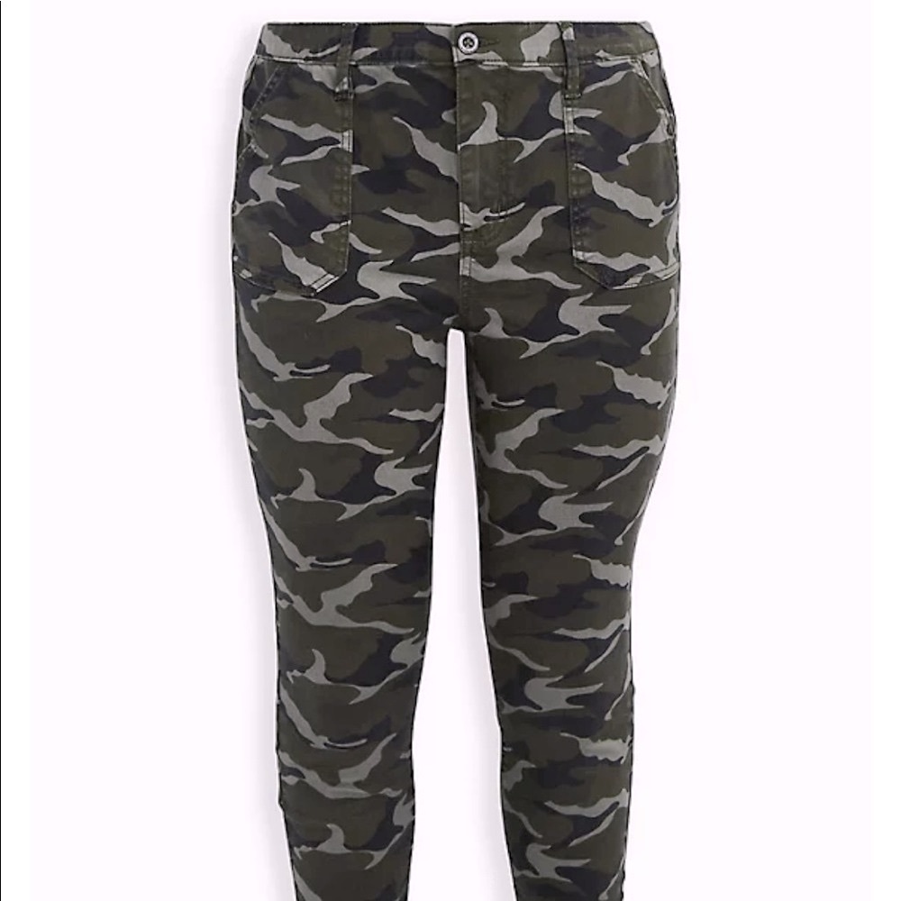 Torrid Camouflage Skinny Jeans - Picture 2 of 14